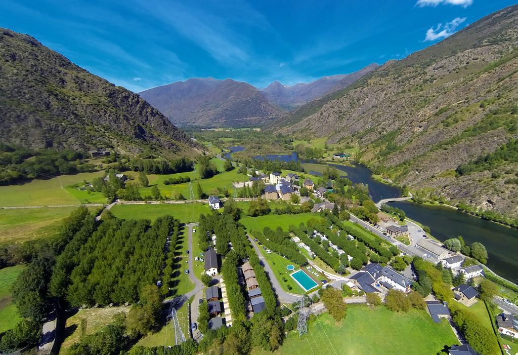 Bungalows Nou Camping La Guingueta D'Aneu Exteriér fotografie