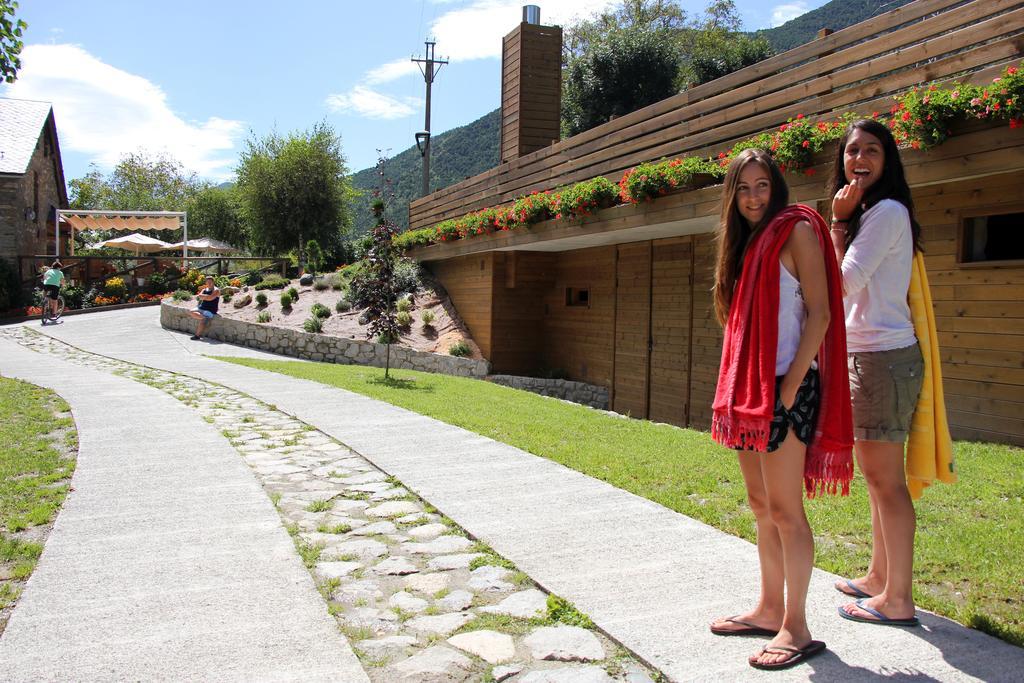 Bungalows Nou Camping La Guingueta D'Aneu Exteriér fotografie