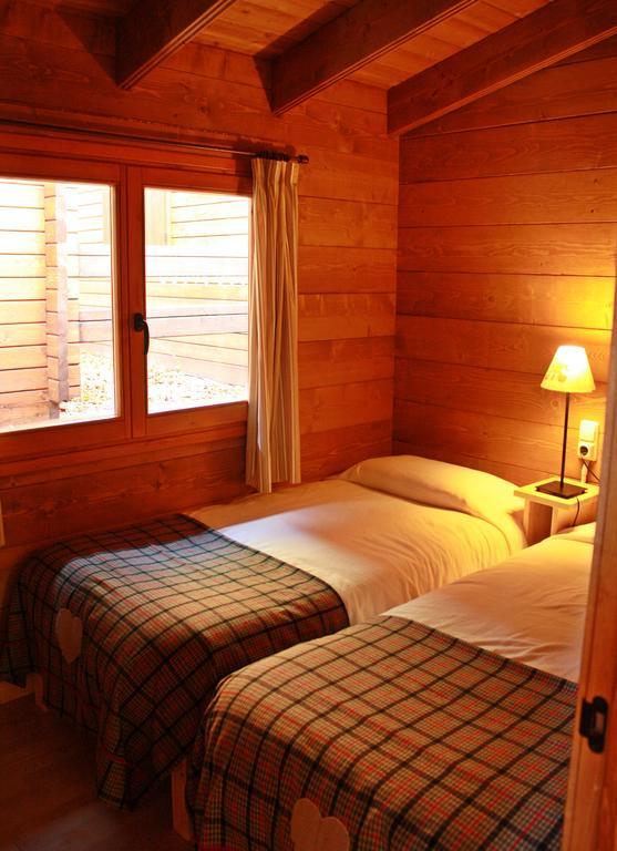 Bungalows Nou Camping La Guingueta D'Aneu Exteriér fotografie
